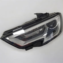 Load image into Gallery viewer, Frontscheinwerfer Audi A3 8V0941005E Xenon Ein Stück (Rechts oder Links) SCH2734353725fk