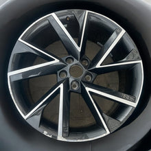 Laden Sie das Bild in den Galerie-Viewer, 1x Alufelge 19 Zoll 8.0&quot; 5x112 45ET Glanz Graphit 57A601025R Mg Kodiaq Rim Wheel