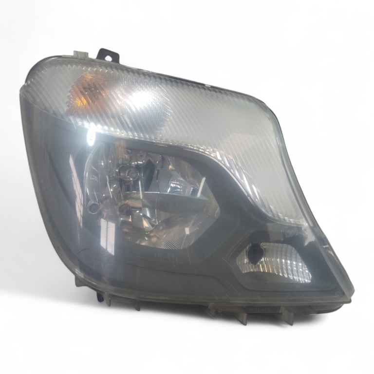 Frontscheinwerfer Mercedes-Benz Sprinter 906 9068202461 Rechts Headlight