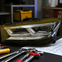 Laden Sie das Bild in den Galerie-Viewer, Frontscheinwerfer Audi Q5 80A941033 LED Ein Stück (Rechts oder Links) Headlight