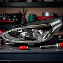 Laden Sie das Bild in den Galerie-Viewer, Frontscheinwerfer Ford Fiesta L1BB-13E015-CE Links Scheinwerfer Headlight SCH7811366802th