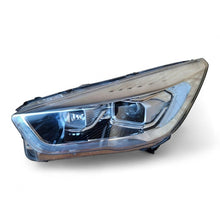 Laden Sie das Bild in den Galerie-Viewer, Frontscheinwerfer Ford Kuga II GV4113D155AJ Xenon Ein Stück (Rechts oder Links) SCH6487484899ba