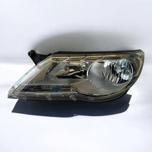 Load image into Gallery viewer, Frontscheinwerfer VW Tiguan 5N1941031AB Links Scheinwerfer Headlight