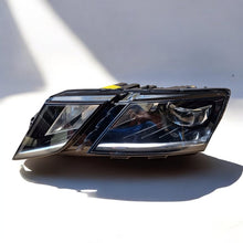 Laden Sie das Bild in den Galerie-Viewer, Frontscheinwerfer Skoda Octavia III 5E1941015D Full LED Links Headlight SCH4355097083dc