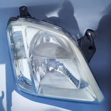 Laden Sie das Bild in den Galerie-Viewer, Frontscheinwerfer Opel Meriva A 93321053 Rechts Scheinwerfer Headlight