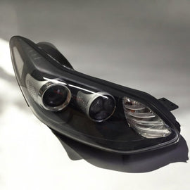 Frontscheinwerfer Kia Sportage IV F1000GBGG- Ein Stück (Rechts oder Links)