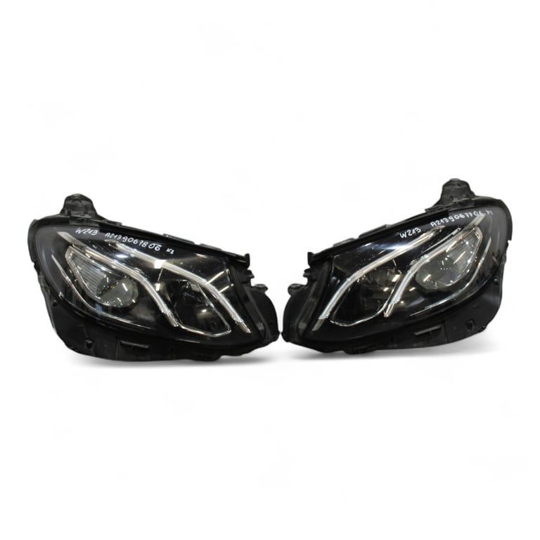 Frontscheinwerfer Mercedes-Benz W213 A2139067806 LED Rechts oder Links SCH8990701299og