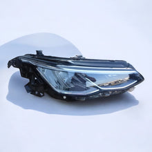 Load image into Gallery viewer, Frontscheinwerfer VW Golf VIII 5H1941006 LED Rechts Scheinwerfer Headlight