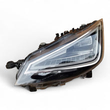 Laden Sie das Bild in den Galerie-Viewer, Frontscheinwerfer Seat Ibiza V 6F1941007F Links Scheinwerfer Headlight SCH5409360630vj
