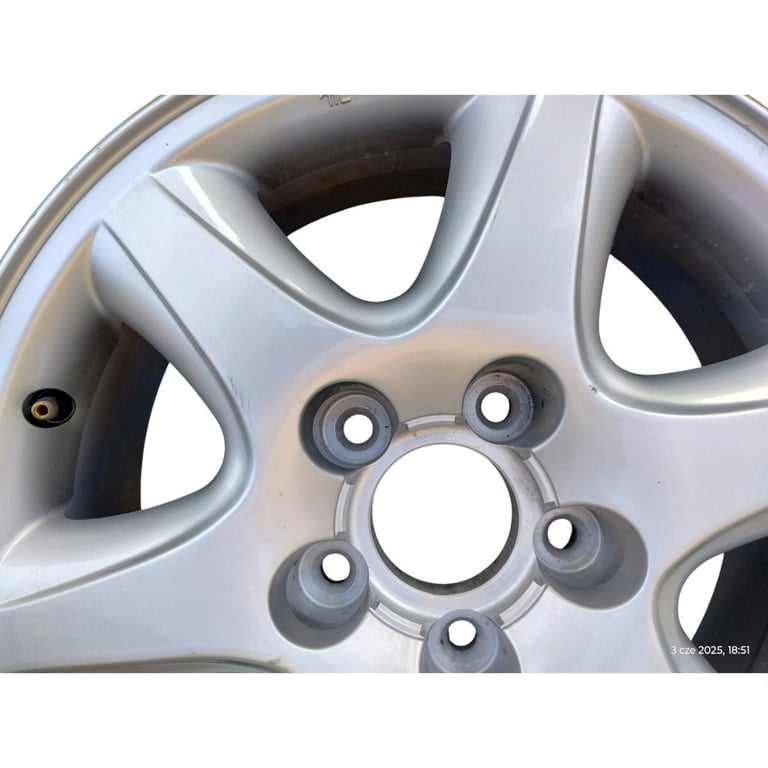 1x Alufelge 16 Zoll 6.5" 5x114.3 41ET Glanz Silber 52910-2E200 Hyundai Tucson