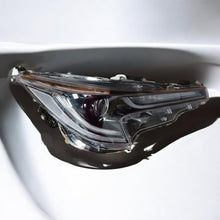 Load image into Gallery viewer, Frontscheinwerfer Toyota Corolla 8110-02S70 LED Rechts Scheinwerfer Headlight SCH8872778688ht