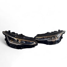 Load image into Gallery viewer, Frontscheinwerfer VW Golf VIII 5H1941005A L866469 5H1941006 LED Ein Satz SCH4310425248dg