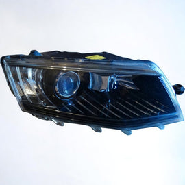 Frontscheinwerfer Skoda Octavia III 5E1941016 Bi-Xenon Rechts Headlight SCH9941094064op
