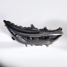 Laden Sie das Bild in den Galerie-Viewer, Frontscheinwerfer Toyota 89908-42020 Rechts Scheinwerfer Headlight
