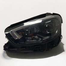 Laden Sie das Bild in den Galerie-Viewer, Frontscheinwerfer Mercedes-Benz W213 A2139061705 Ein Stück (Rechts oder Links) SCH8241417865mg