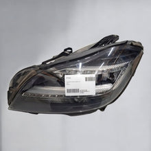 Laden Sie das Bild in den Galerie-Viewer, Frontscheinwerfer Ford Cls A2188200159 Ein Stück (Rechts oder Links) Headlight SCH1792680075hw