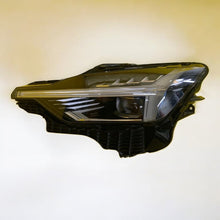 Laden Sie das Bild in den Galerie-Viewer, Frontscheinwerfer Polestar P31698070 LED Ein Stück (Rechts oder Links) Headlight