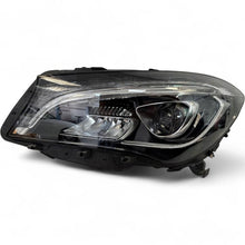 Laden Sie das Bild in den Galerie-Viewer, Frontscheinwerfer Mercedes-Benz Cla A1179067800 Full LED Links Headlight SCH8824564690cz