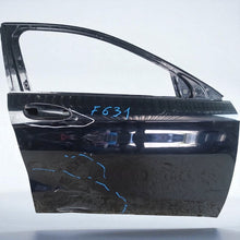 Laden Sie das Bild in den Galerie-Viewer, Tür Mercedes-Benz X156 A1567220210 2013- Vorne Rechts Zum Streichen Door Porta