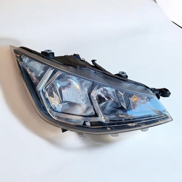 Frontscheinwerfer Seat Ibiza V 90120769 Rechts Scheinwerfer Headlight