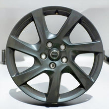 Laden Sie das Bild in den Galerie-Viewer, 1x Alufelge 17 Zoll 7.0&quot; 5x108 50ET Glanz Graphit 31400291 Volvo Rim Wheel