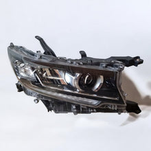 Laden Sie das Bild in den Galerie-Viewer, Frontscheinwerfer Toyota Land Cruiser LED Rechts Scheinwerfer Headlight SCH6639503465yq