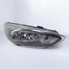 Laden Sie das Bild in den Galerie-Viewer, Frontscheinwerfer Ford Focus III F1EB13W029PD Rechts Scheinwerfer Headlight SCH7995968897hp