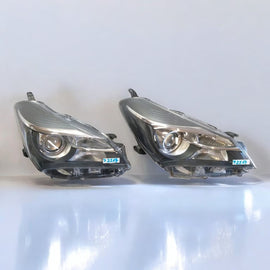 Frontscheinwerfer Toyota Yaris LED Rechts Scheinwerfer Headlight