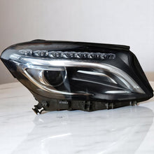 Laden Sie das Bild in den Galerie-Viewer, Frontscheinwerfer Mercedes-Benz Gla A1569061800 Xenon Rechts Headlight SCH1871243094ds