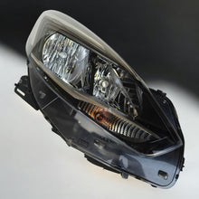 Laden Sie das Bild in den Galerie-Viewer, Frontscheinwerfer Opel Zafira C 39017635 LED Rechts Scheinwerfer Headlight