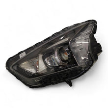 Load image into Gallery viewer, Frontscheinwerfer Hyundai Bayon 92101Q0500 Links Scheinwerfer Headlight