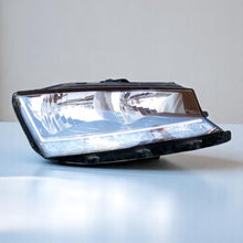 Laden Sie das Bild in den Galerie-Viewer, Frontscheinwerfer Skoda Fabia III Rechts Scheinwerfer Headlight SCH2019558811wi