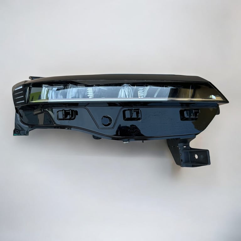 Frontscheinwerfer Renault Megane E-Tech 260104574R 260553165R LED Rechts