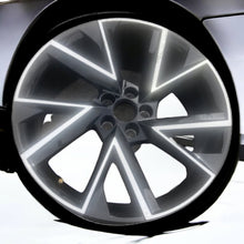 Load image into Gallery viewer, 1x Alufelge 18 Zoll 7.5&quot; 5x100 46ET Glanz Schwarz 6V0601025K Skoda Fabia Iii