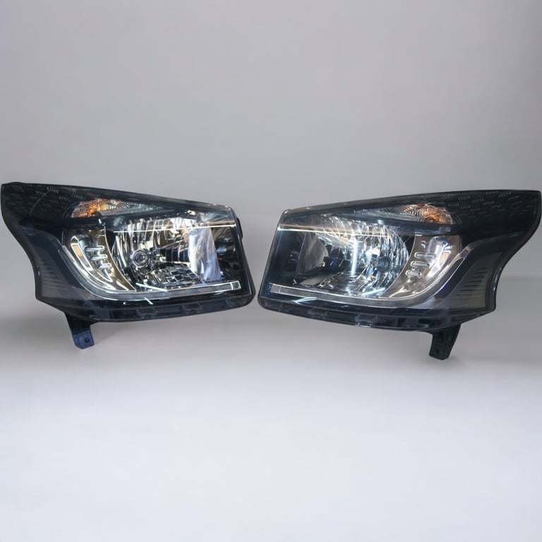 Frontscheinwerfer Renault Trafic III 260609947R 260104182R LED Ein Satz SCH9332566663ez