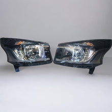 Laden Sie das Bild in den Galerie-Viewer, Frontscheinwerfer Renault Trafic III 260609947R 260104182R LED Ein Satz SCH9332566663ez
