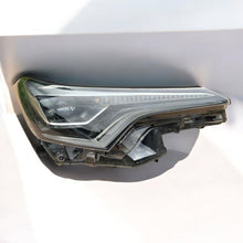 Laden Sie das Bild in den Galerie-Viewer, Frontscheinwerfer Toyota C-Hr C Hr 81110-F4071-00 Rechts Scheinwerfer Headlight SCH1115943785aj