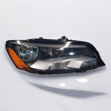 Laden Sie das Bild in den Galerie-Viewer, Frontscheinwerfer VW Passat B7 561941006B Rechts Scheinwerfer Headlight