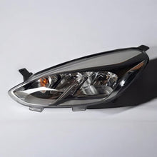 Load image into Gallery viewer, Frontscheinwerfer Ford Fiesta H1BB-13W030-AE Links Scheinwerfer Headlight