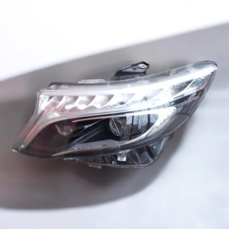 Frontscheinwerfer Mercedes-Benz W447 A4479061401 LED Links Headlight