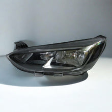 Load image into Gallery viewer, Frontscheinwerfer Ford Focus 201451-06 Links Scheinwerfer Headlight