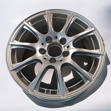 Laden Sie das Bild in den Galerie-Viewer, 1x Alufelge 16 Zoll 6.5&quot; 5x112 38ET A2054012400 Mercedes-Benz W205 Rim Wheel