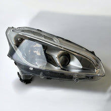 Load image into Gallery viewer, Frontscheinwerfer Peugeot 208 9810805880 Rechts Scheinwerfer Headlight