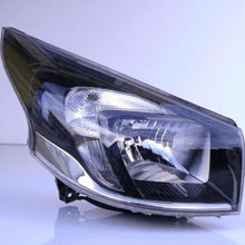 Laden Sie das Bild in den Galerie-Viewer, Frontscheinwerfer Opel Vivaro B Trafic III 260100647R Rechts Headlight