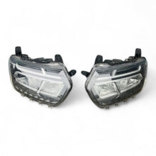 Load image into Gallery viewer, Frontscheinwerfer Dacia Duster 260602515R 260109550R LED Ein Satz Headlight SCH5627865424qv