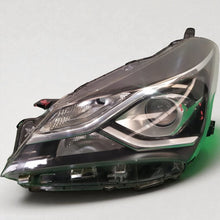 Load image into Gallery viewer, Frontscheinwerfer Toyota Yaris Links Scheinwerfer Headlight