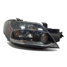 Laden Sie das Bild in den Galerie-Viewer, Frontscheinwerfer Mitsubishi Outlander I Rechts Scheinwerfer Headlight SCH8720152533ru