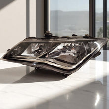 Laden Sie das Bild in den Galerie-Viewer, Frontscheinwerfer Seat Leon 5F1941005 Links Scheinwerfer Headlight
