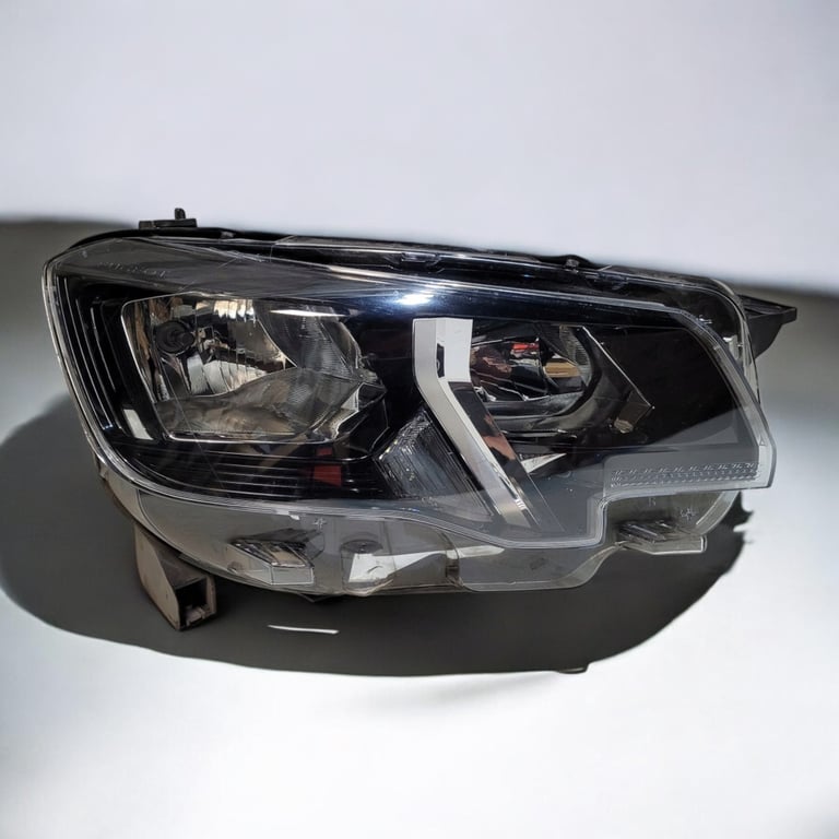 Frontscheinwerfer Peugeot Partner Rifter 9816826880 Rechts Headlight SCH5749751591rb