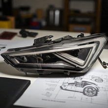 Load image into Gallery viewer, Frontscheinwerfer Seat Leon 5FB941035C Links Scheinwerfer Headlight SCH3039155076kn